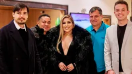 Manu Bahtidão assinou contrato com o escritório musical Workshow de Goiânia, um dos maiores produtores de música do Brasil