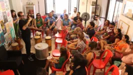 Ensaio do grupo de percussão Lambadeiros do Trovão