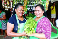 Edineia e Joseane, mãe e filha trabalham juntas no Ver-o-Peso.