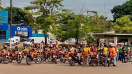 Concentração dos mototaxistas aconteceu na manhã desta quinta (02) em frente ao aeroporto