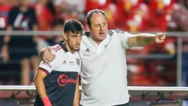 Jogador caiu nas graças da torcida do São Paulo após bons jogos