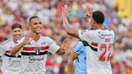 Tricolor tem missão complicada