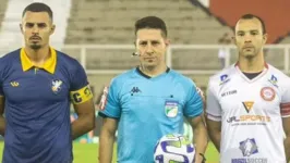 O árbitro Paulo Roberto Alves Júnior foi afastado pela CBF