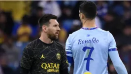 Messi e Cristiano Ronaldo no amistoso entre PSG e o combinado de jogadores do Al Hilal e Al Nassr