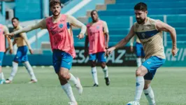 Em transição, Ricardinho participa de treino com bola no Paysandu