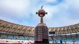 Taça da Libertadores no Maracanã, antes da partida entre Flamengo e Barcelona-EQU