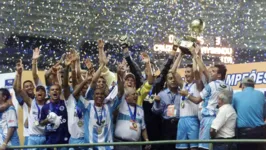 O time foi campeão da Copa dos Campeões em 2002