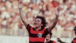 Zico é o maior ídolo da história do Flamengo.