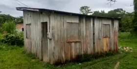 A jovem era mantida em cativeiro e ameaçada diáriamente.