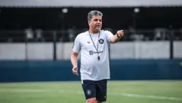 Marcelo Cabo fez os ajustes que precisou na pré-temporada e agora vai para o confronto valendo