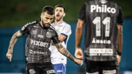 Mesmo sem fazer gol, o meia foi eleito o craque do jogo