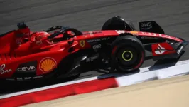 Charles Leclerc, piloto da Ferrari, foi o vencedor do GP do Bahrein em 2022.