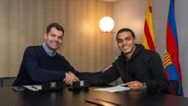 João Mendes assina contrato e agora é o mais novo atleta das categorias de base do Barcelona.