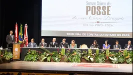 O governador Helder Barbalho durante a posse nova diretoria do Tribunal de Contas do Estado do Pará (TCE-PA).