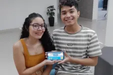 Rayara Lins e Davi Brito são os designers que trabalharam no conceito e desenvolvimento do jogo