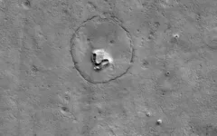 Rosto de urso em Marte