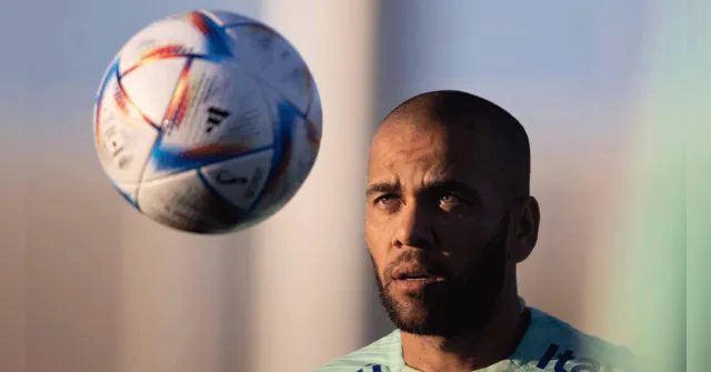 Imagem ilustrativa da notícia Ex-mulher diz que Daniel Alves é inocente após visita