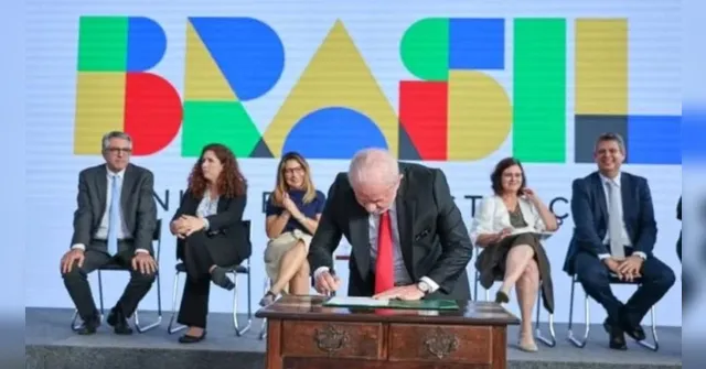 Imagem ilustrativa da notícia Lula converte agentes comunitários em profissionais de saúde