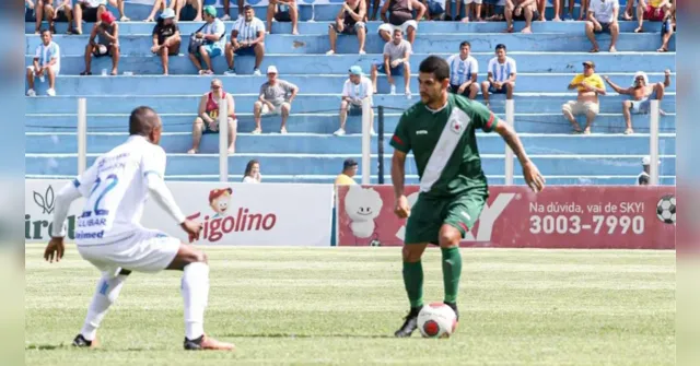 Imagem ilustrativa da notícia Paysandu frustra torcida e perde para a Tuna na Curuzu