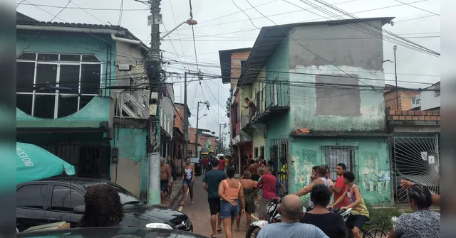 Imagem ilustrativa da notícia Irmãos pedreiros morrem eletrocutados em obra no Guamá