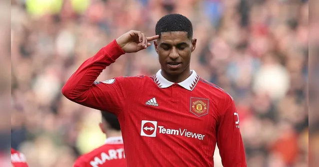 Imagem ilustrativa da notícia Manchester United vence Leicester e põe fogo no Inglês