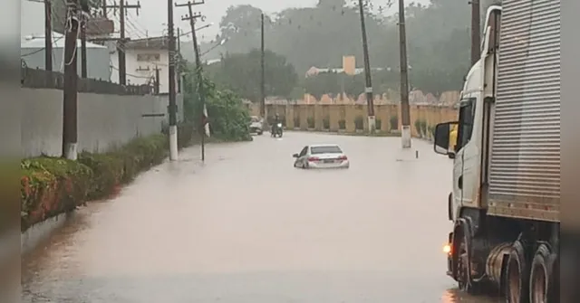 Imagem ilustrativa da notícia Chuva e alagamentos: veja o trânsito na Grande Belém