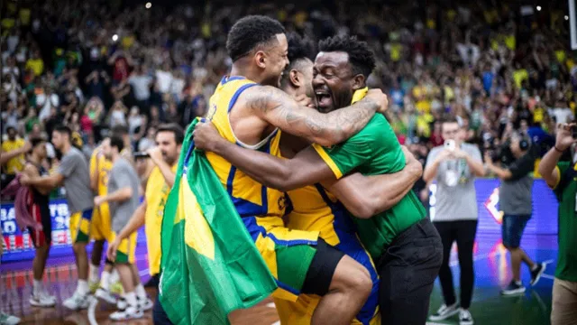 Imagem ilustrativa da notícia Brasil vence EUA e se classifica a Copa do Mundo de Basquete