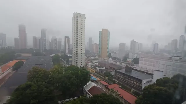 Imagem ilustrativa da notícia Chuva causa alagamentos e transtornos na Grande Belém