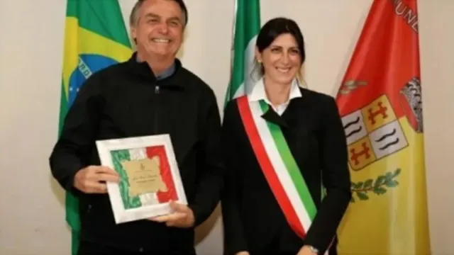 Imagem ilustrativa da notícia Parlamento italiano decide hoje se dá cidadania a Bolsonaro