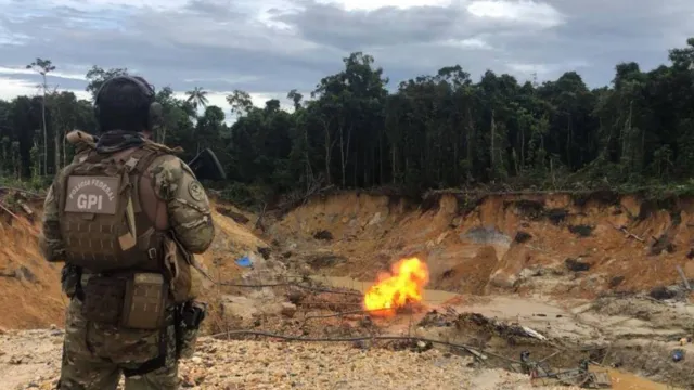 Imagem ilustrativa da notícia PF faz operação para tirar garimpeiros da terra Yanomami