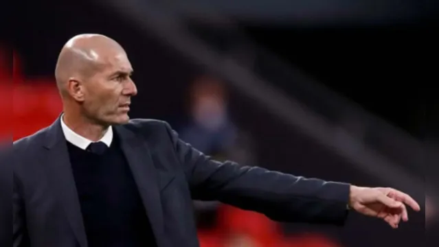 Imagem ilustrativa da notícia Zidane recebe "chuva" de propostas para voltar ao futebol