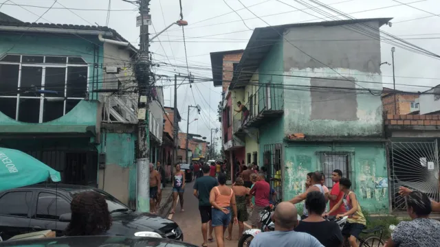 Imagem ilustrativa da notícia Irmãos pedreiros morrem eletrocutados em obra no Guamá