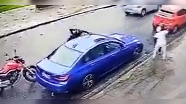Imagem ilustrativa da notícia Vídeo: filho de empresário é baleado após assalto no Marex