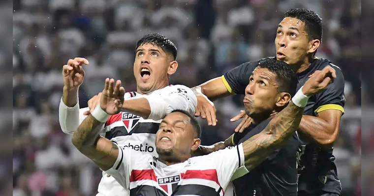 Imagem ilustrativa da notícia São Paulo perde para o Água Santa e é eliminado no Paulistão