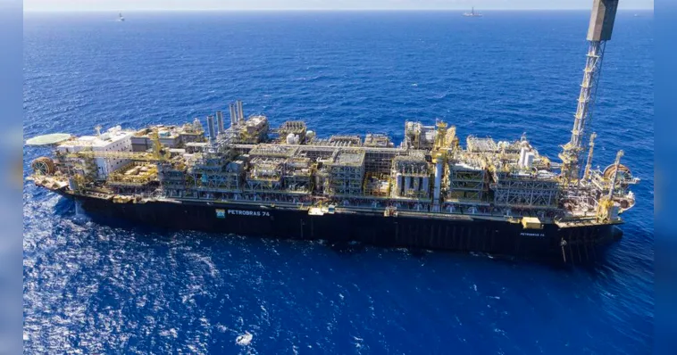 Imagem ilustrativa da notícia Petrobras abre concurso com salário inicial de R$ 5.563,90