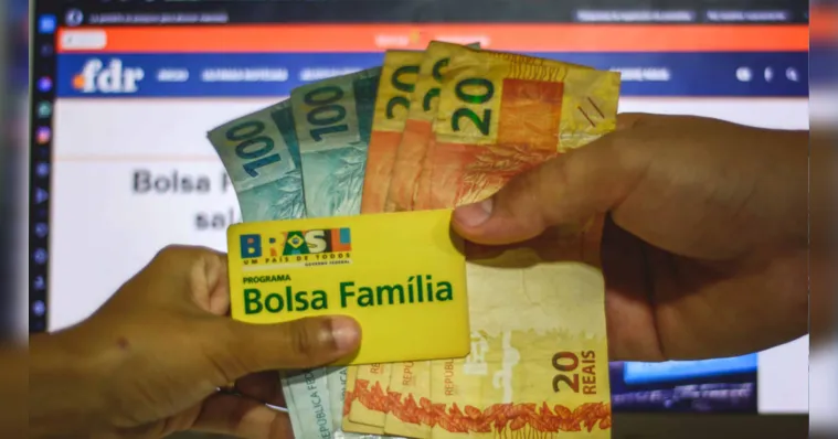 Imagem ilustrativa da notícia 1,5 milhão de beneficiários serão cortados do Bolsa Família