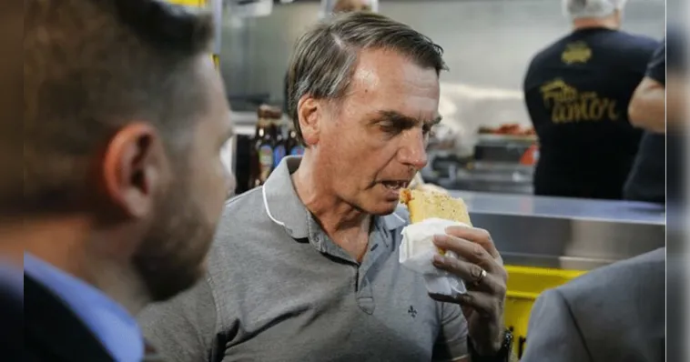 Imagem ilustrativa da notícia Bolsonaro gastou R$ 27,6 milhões no cartão corporativo