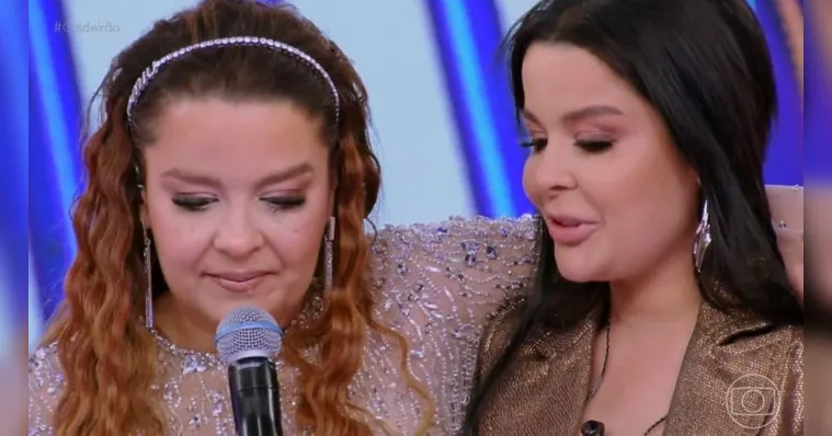Imagem ilustrativa da notícia Maiara e Maraisa choram ao cantar música de Marília Mendonça