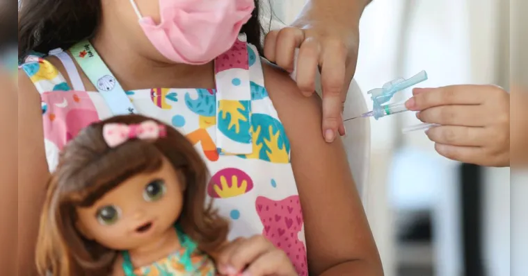 Imagem ilustrativa da notícia Covid: governo distribui 740 mil doses de vacinas infantis