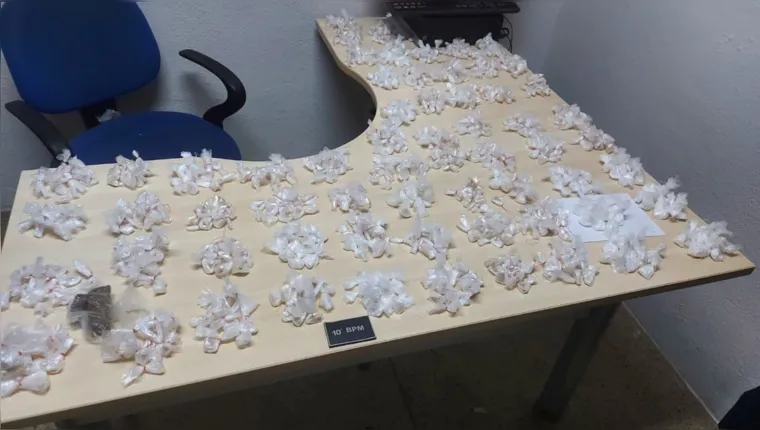 Imagem ilustrativa da notícia PM apreende 630 papelotes de cocaína e maconha em Icoaraci