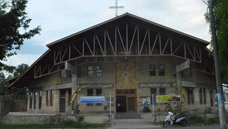 Imagem ilustrativa da notícia Padres são amarrados em igreja e têm carro roubado no Pará