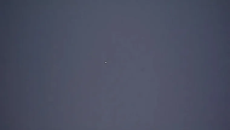 Imagem ilustrativa da notícia OVNI é filmado em Macapá e especialista descarta ser balão