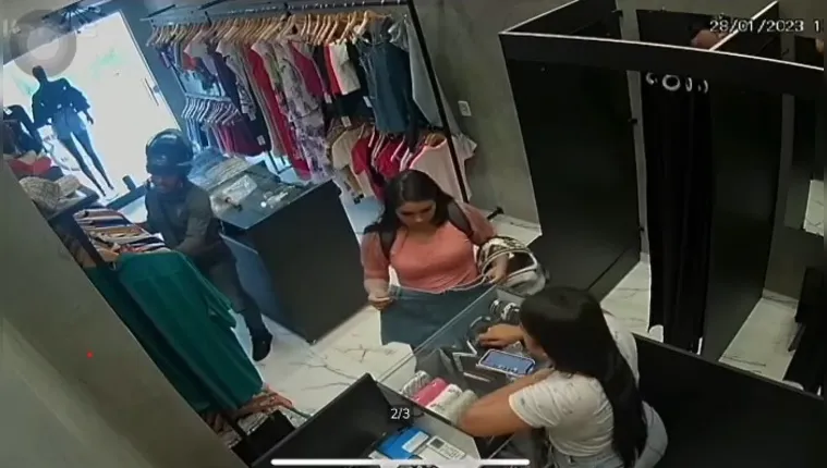 Imagem ilustrativa da notícia Vídeo: criminosos invadem e roubam loja em Marituba