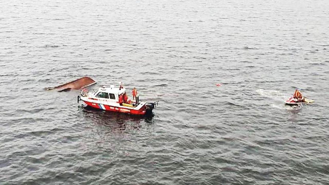 Barco afunda na baía da Guanabara e deixa 6 desaparecidos