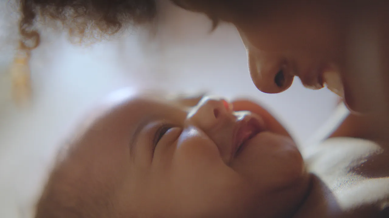 Mães transformam o mundo através do amor.