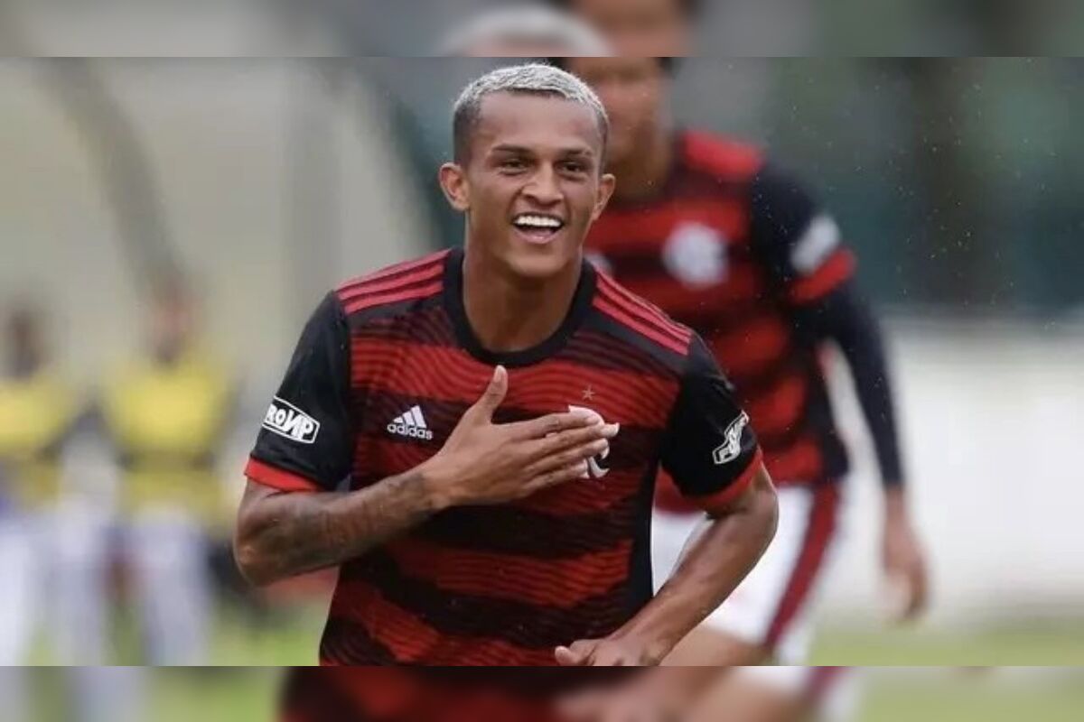 Evolução no Flamengo: saiba como trabalho especial do clube deixou Wesley  mais forte - Lance!