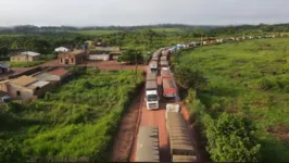 Ramal Transportuária, no distrito de Miritituba, , onde há um grande congestionamento.