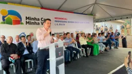 O ministro das Cidades, Jader Filho, em evento realizado em Santa Mariana