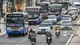 Em meio à possibilidade de greve dos rodoviários, os trabalhadores e os empresários buscam selar acordos viáveis para ambas as partes