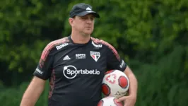 Rogério Ceni comanda o São Paulo na estreia da Copa Sul-Americana, contra o Tigre, na Argentina.